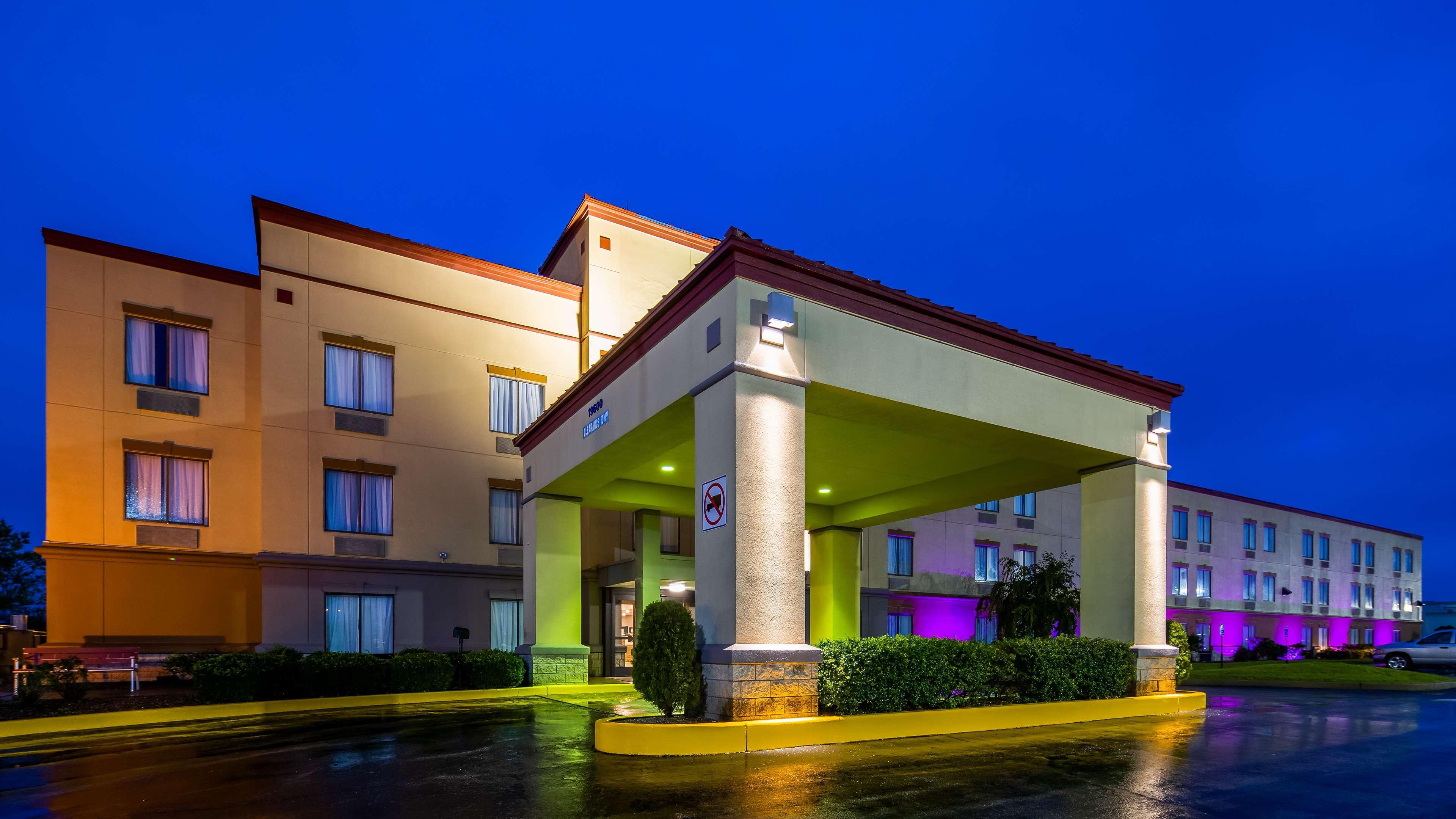 Red Roof Inn Evansville Stacer Exterior photo
