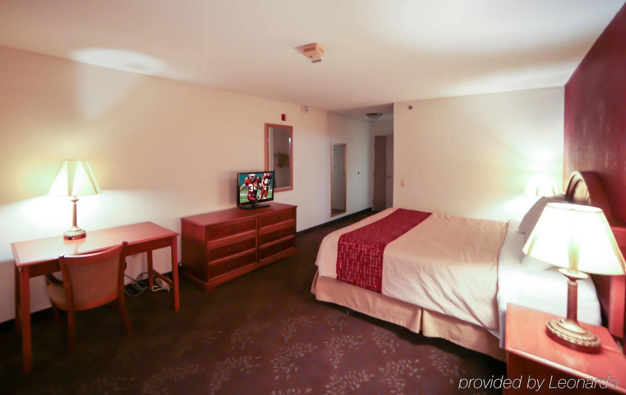 Red Roof Inn Evansville Stacer Exterior photo
