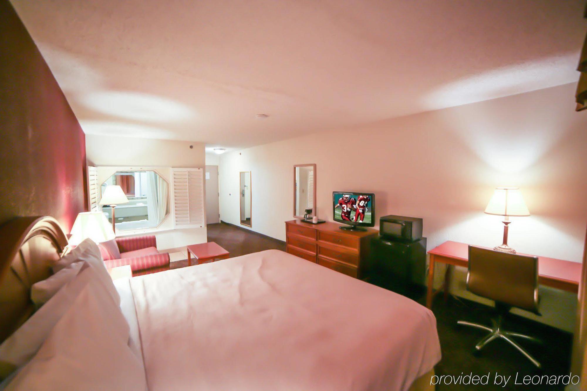 Red Roof Inn Evansville Stacer Exterior photo